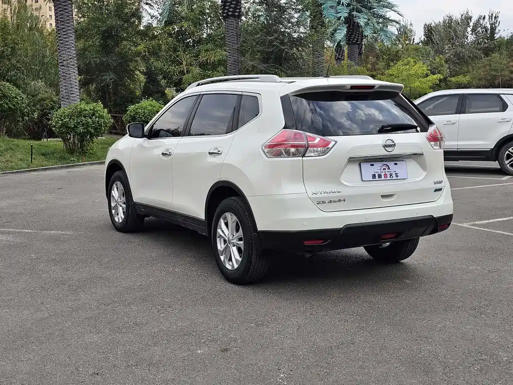 Nissan X-Trail — миниатюра 7
