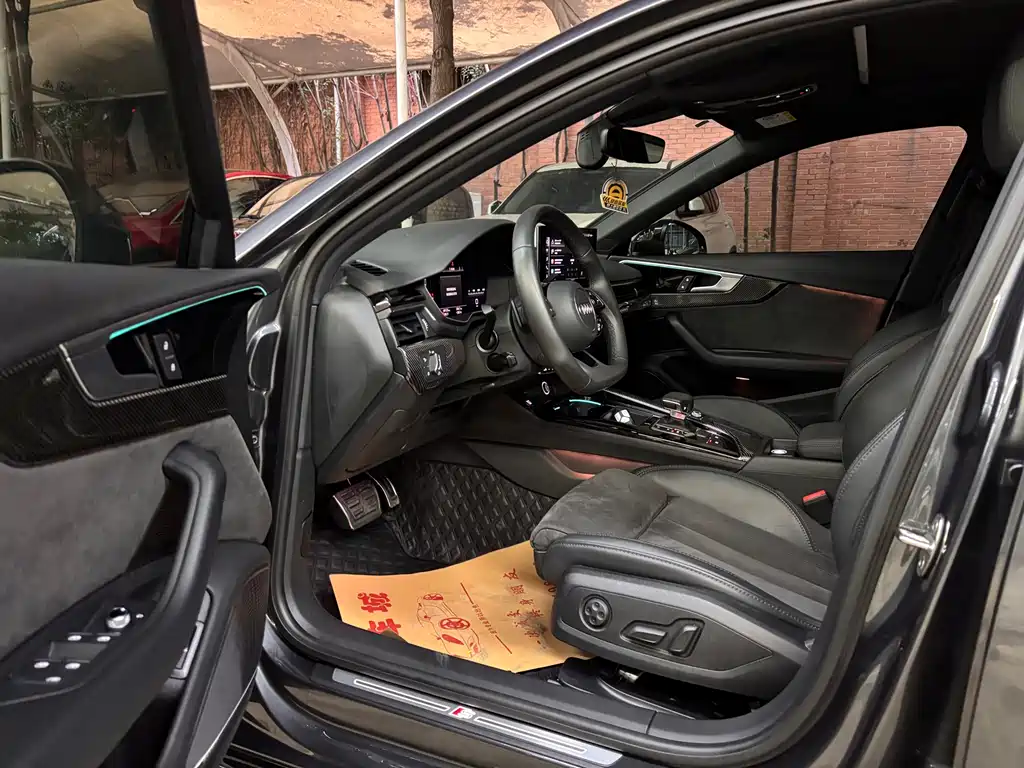Audi A4L — миниатюра 7