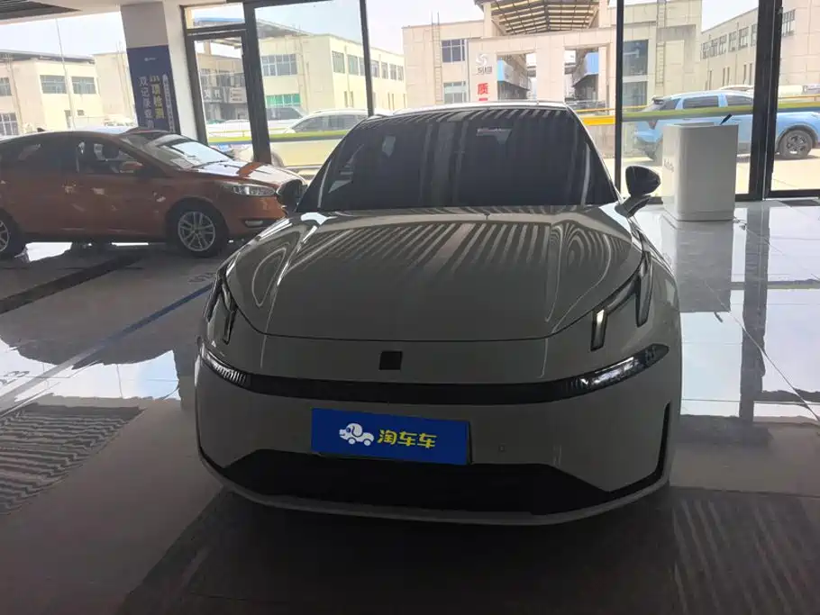 Lynk & Co 07 EM-P — миниатюра 2