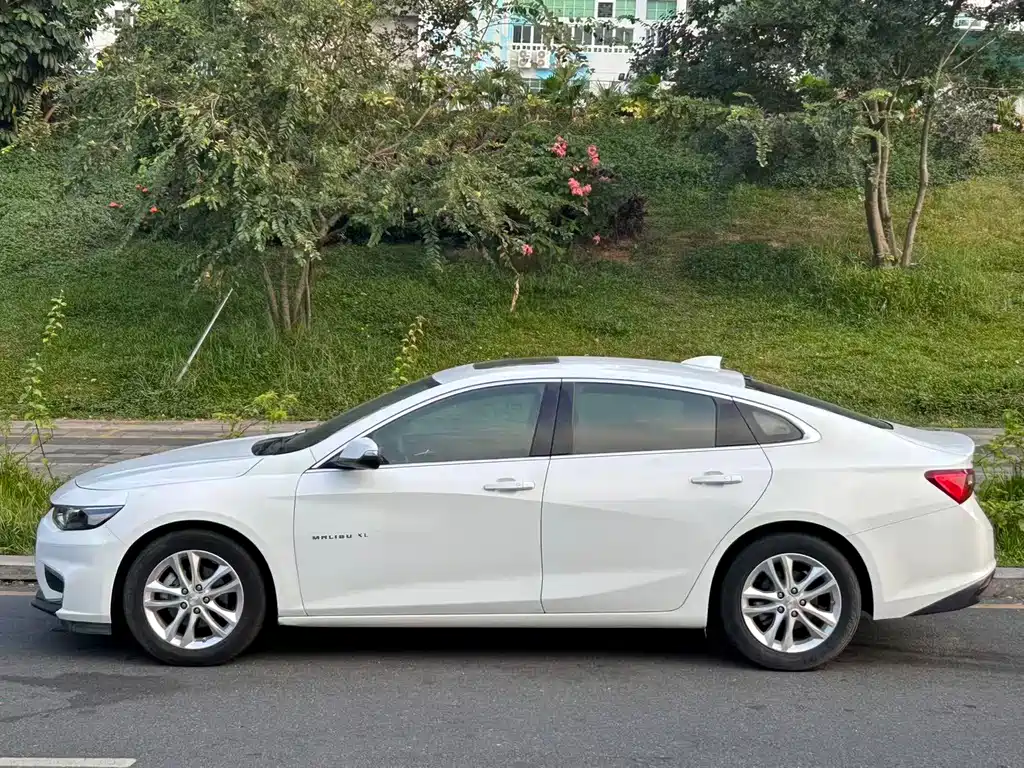 Chevrolet Malibu XL — миниатюра 4