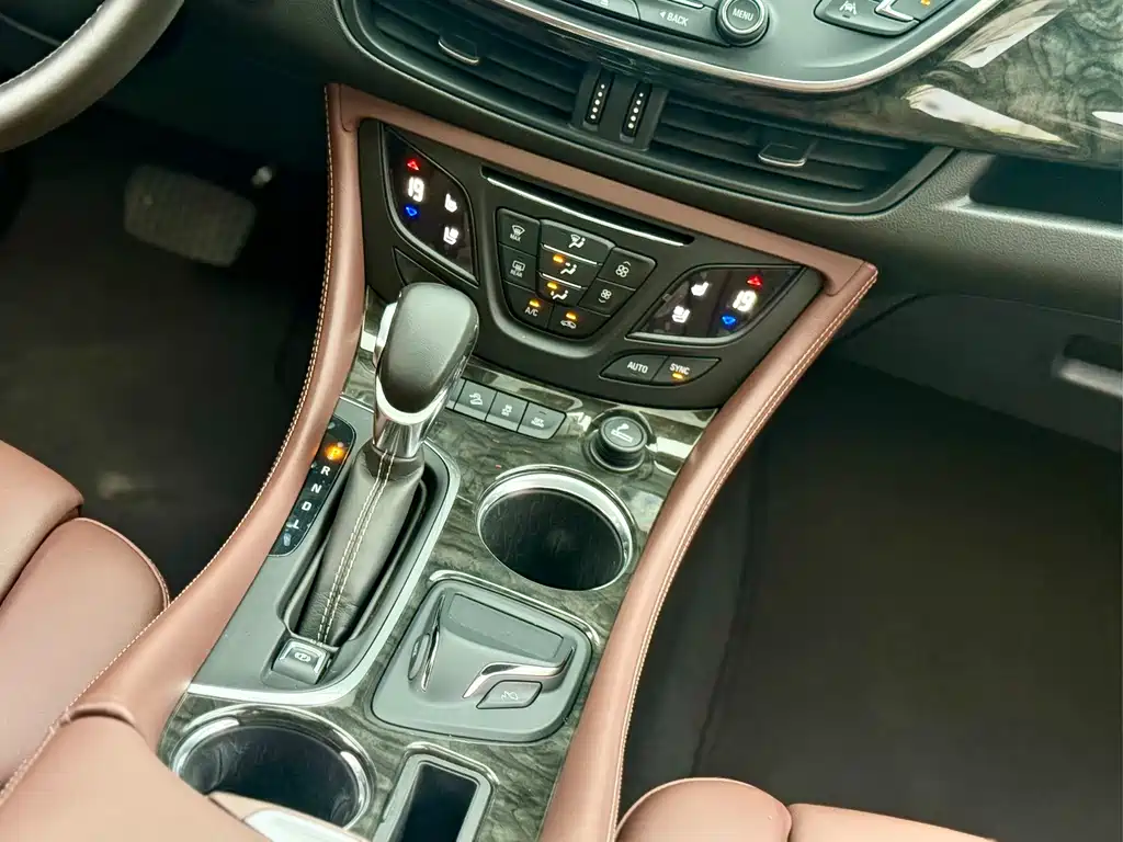 Buick Envision Plus — миниатюра 20