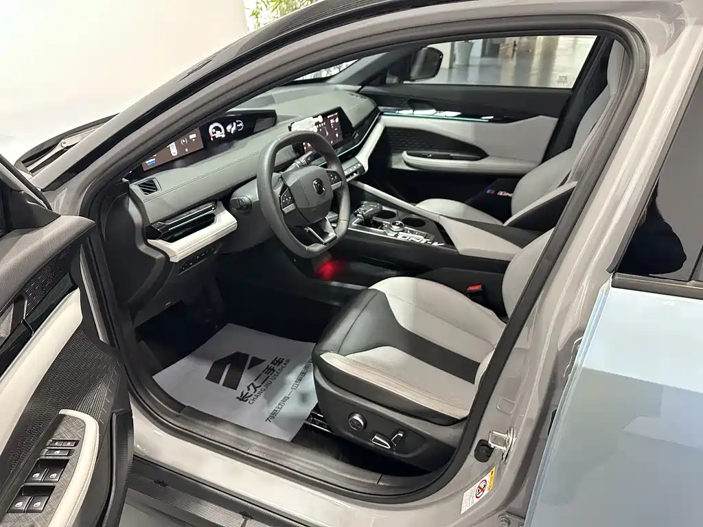 CHANGAN UNI V SMART IDD