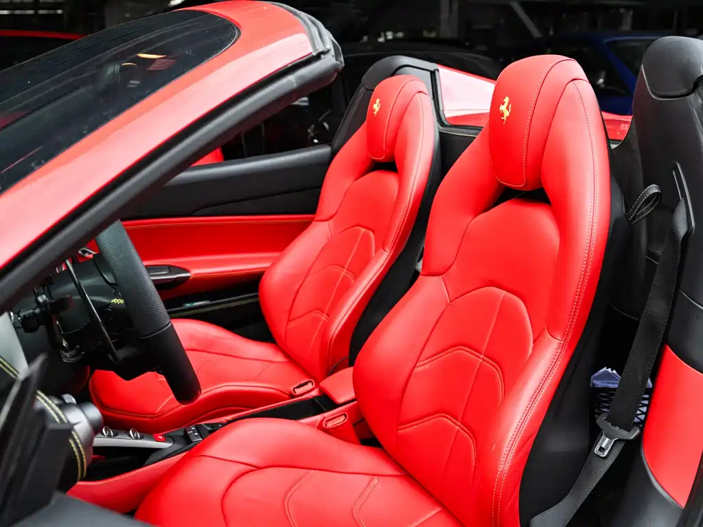 Ferrari 488 — миниатюра 11