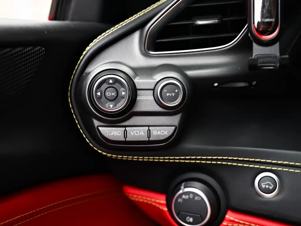 Ferrari 488 — миниатюра 15