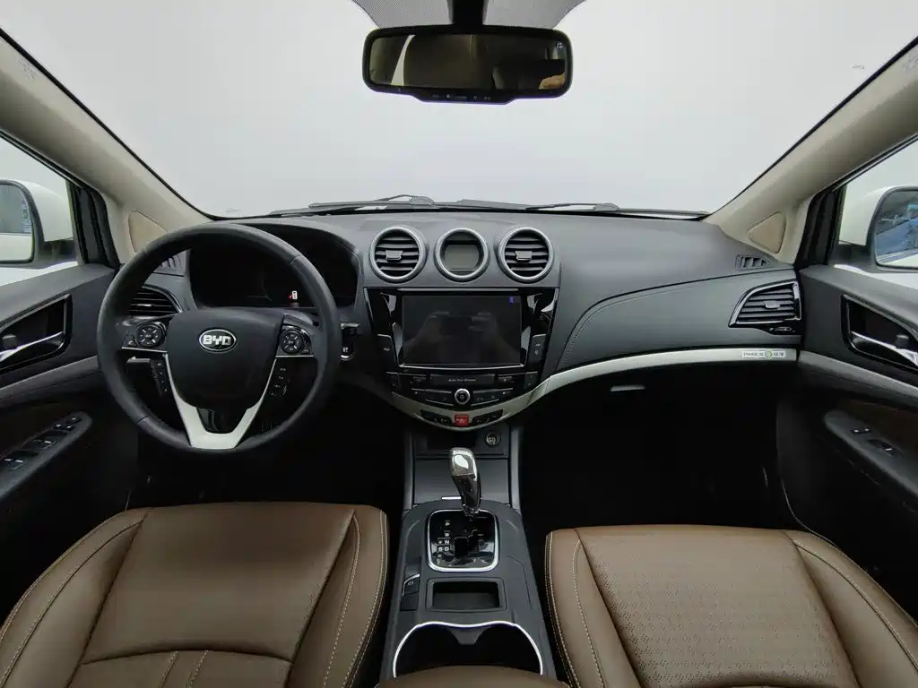 BYD S7 — миниатюра 5