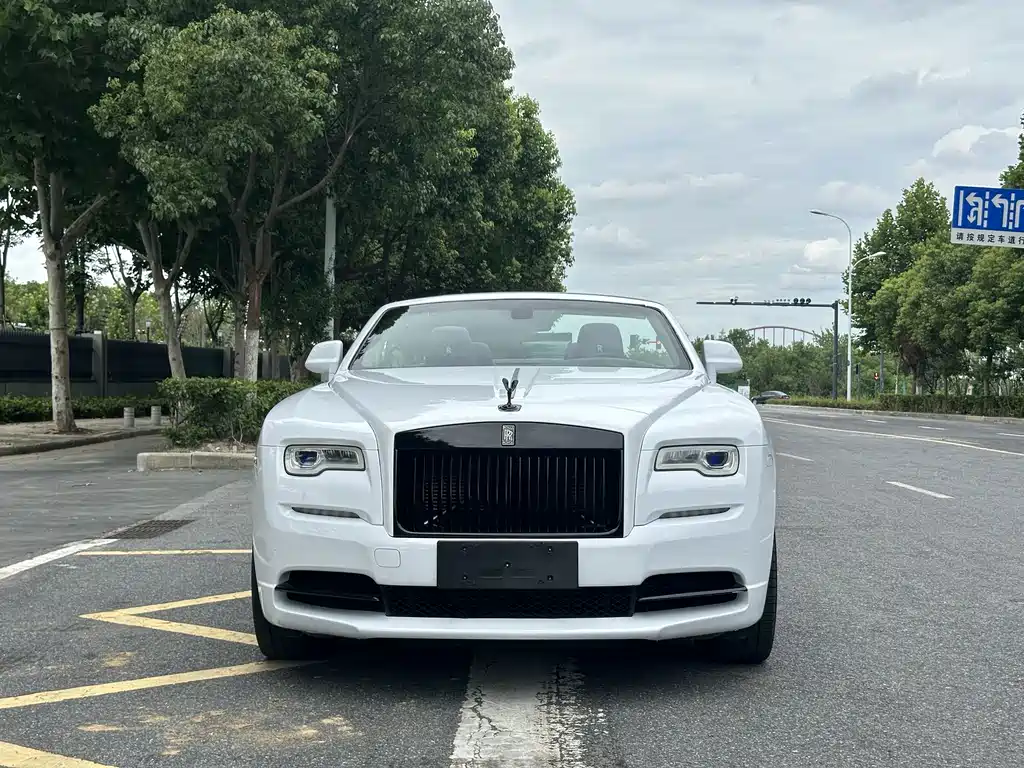 Rolls-Royce Dawn — миниатюра 3