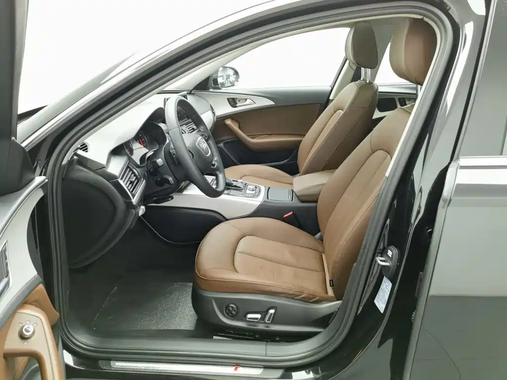Audi A6L — миниатюра 10
