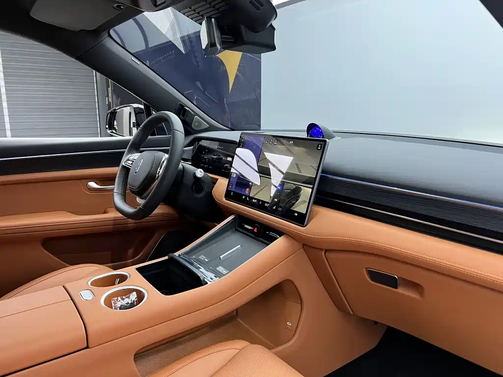 AITO ASK THE WORLD M5