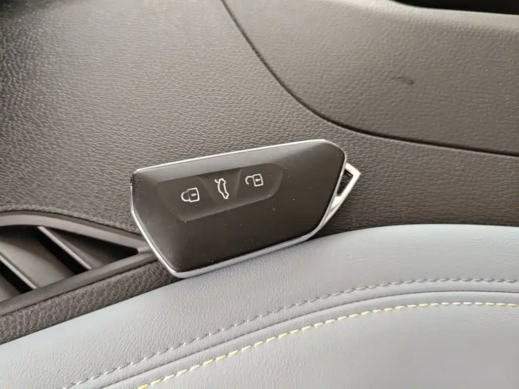 Volkswagen ID.4 X — миниатюра 9