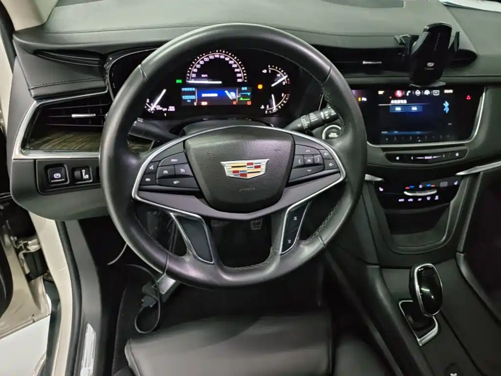 Cadillac XT5 — миниатюра 11