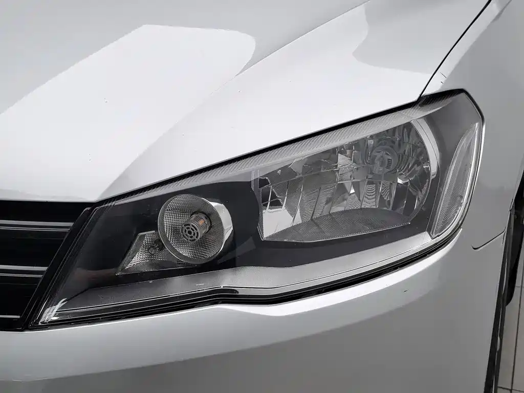 Volkswagen Jetta — миниатюра 7