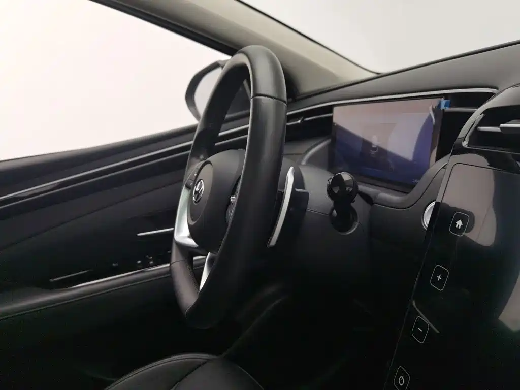 Hyundai Tucson — миниатюра 22