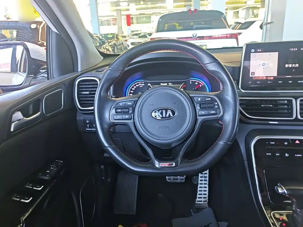 Kia KX5 — миниатюра 11