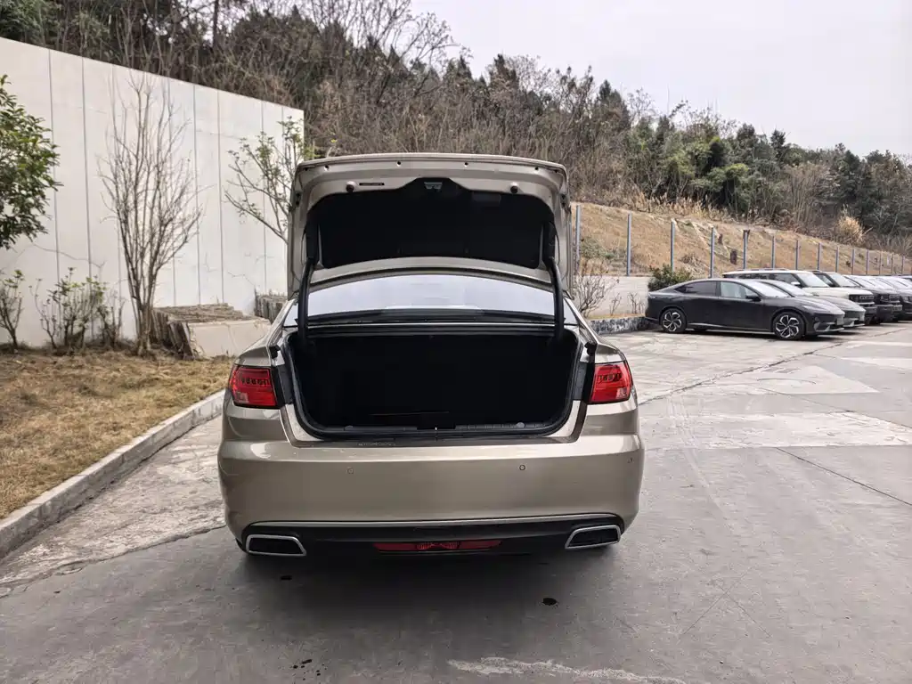 GEELY AUTOMOBILE EMGRAND GL