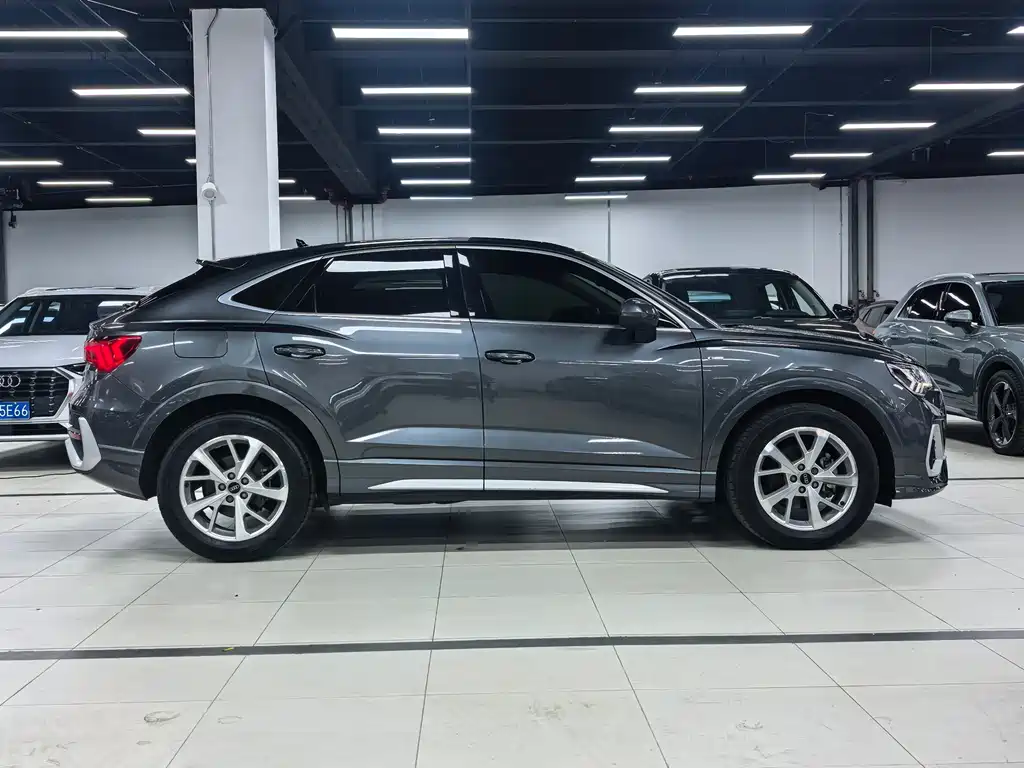 Audi Q3 Sportback — миниатюра 7