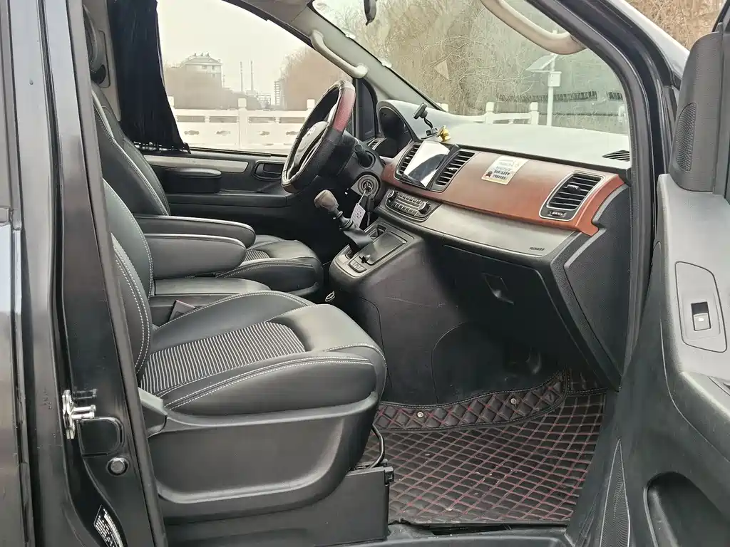 SAIC MAXUS CHASE G10