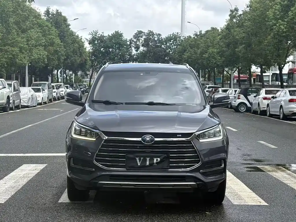 BYD Song — миниатюра 2