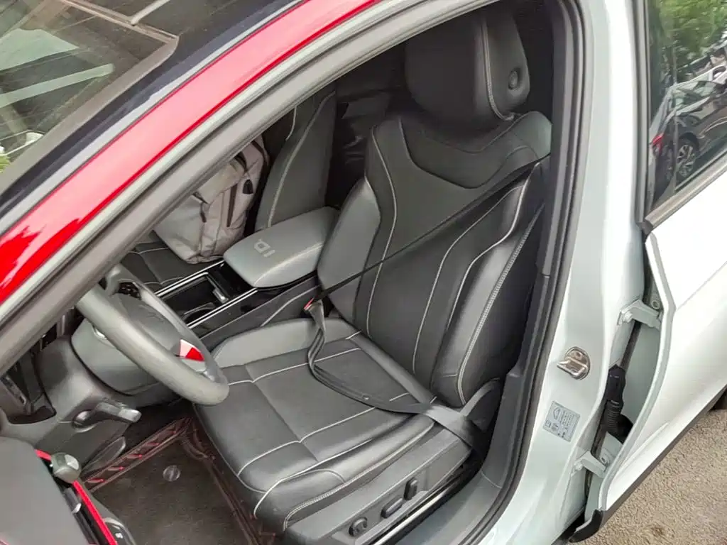 Volkswagen ID.4 X — миниатюра 11