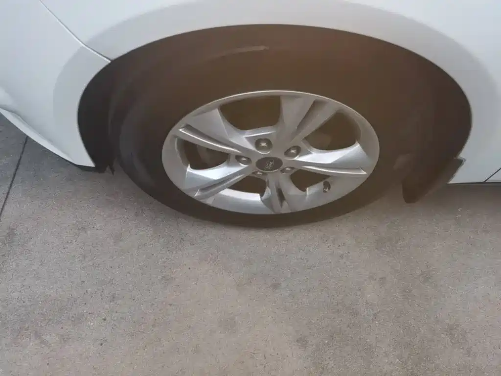 Ford Focus — миниатюра 23