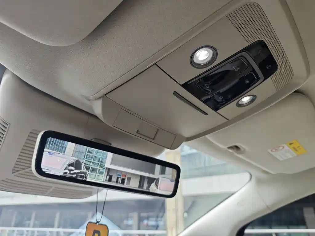 Denza D9 PIONEER 4-seat Create Leader Edition, фото 32