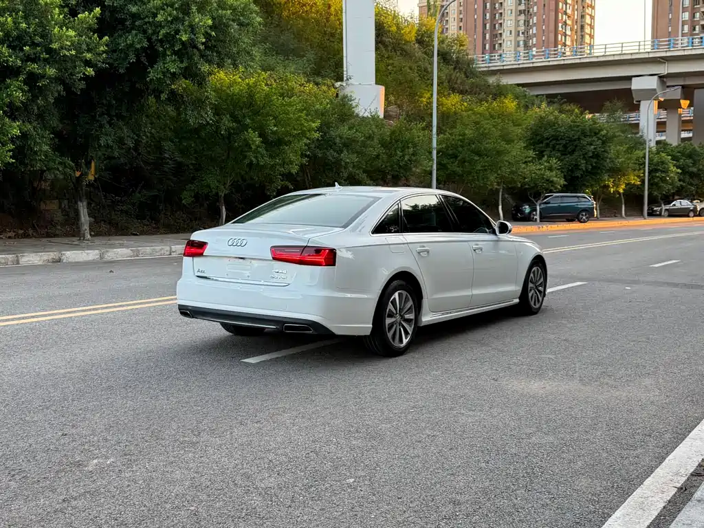 Audi A6L — миниатюра 7