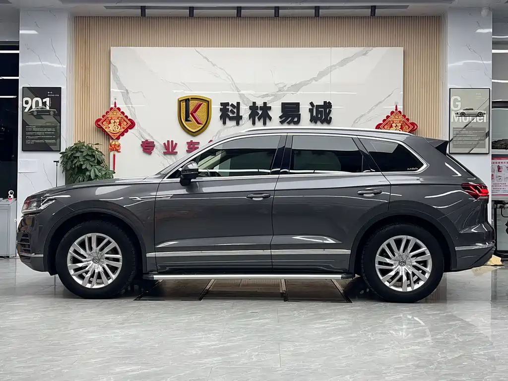 Volkswagen Touareg — миниатюра 7
