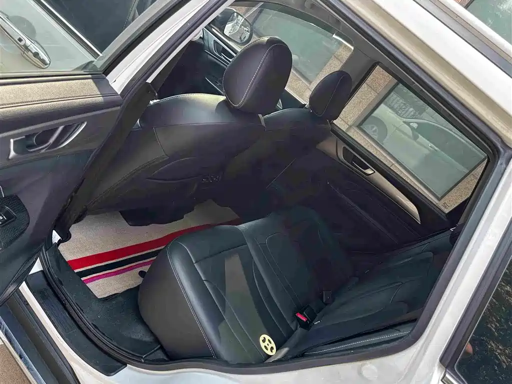 Haval M6 — миниатюра 6