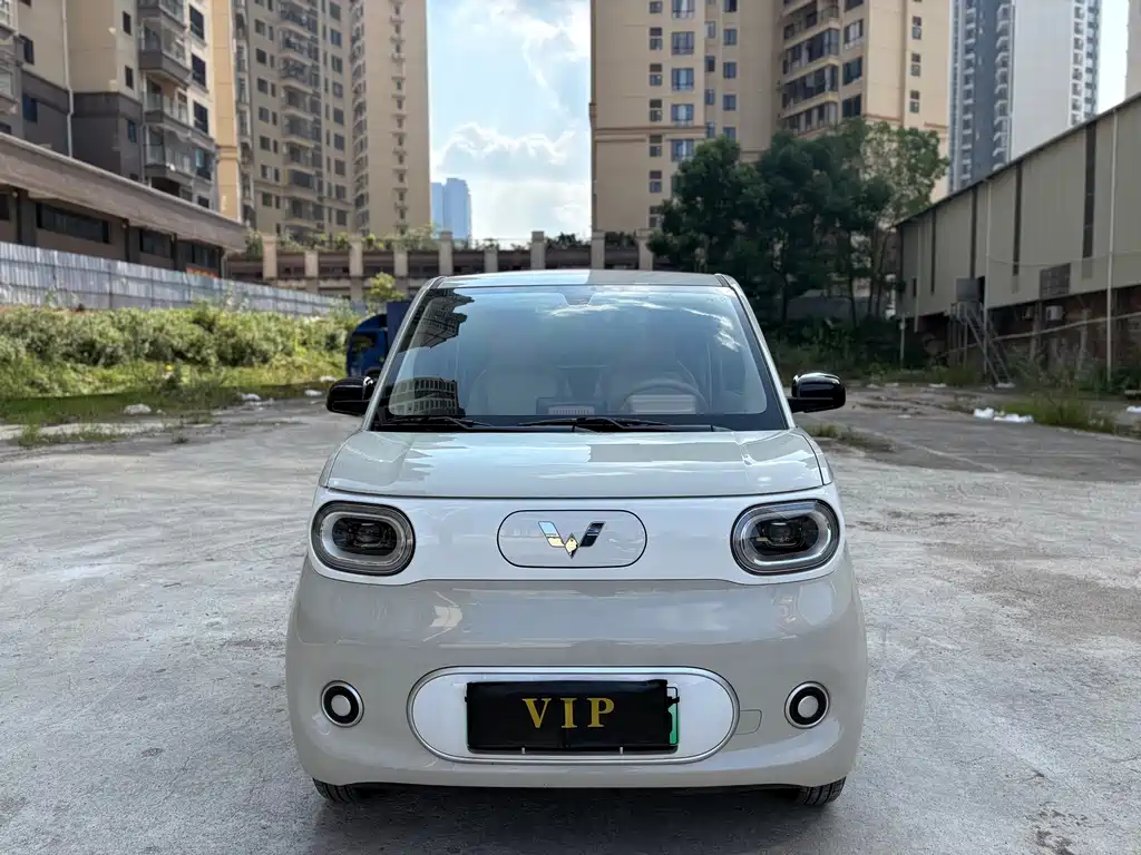 Wuling MINIEV