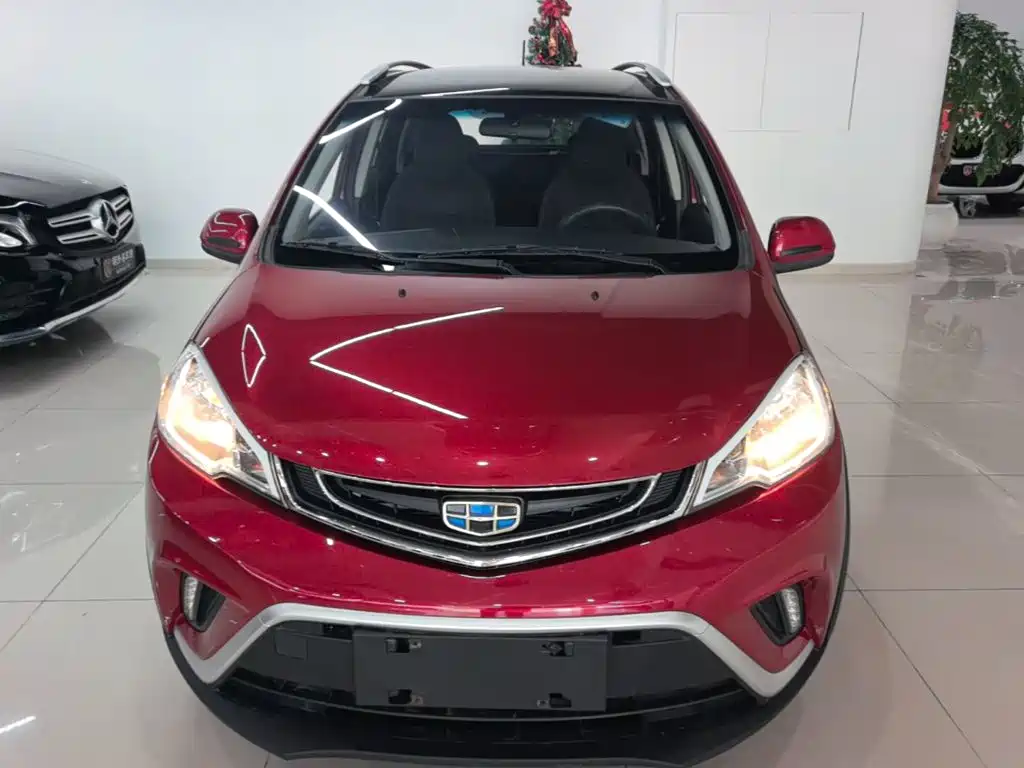 Geely Vision X1 — миниатюра 3