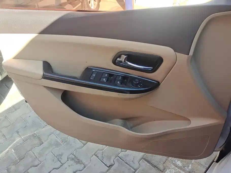 Wuling Hongguang — миниатюра 7
