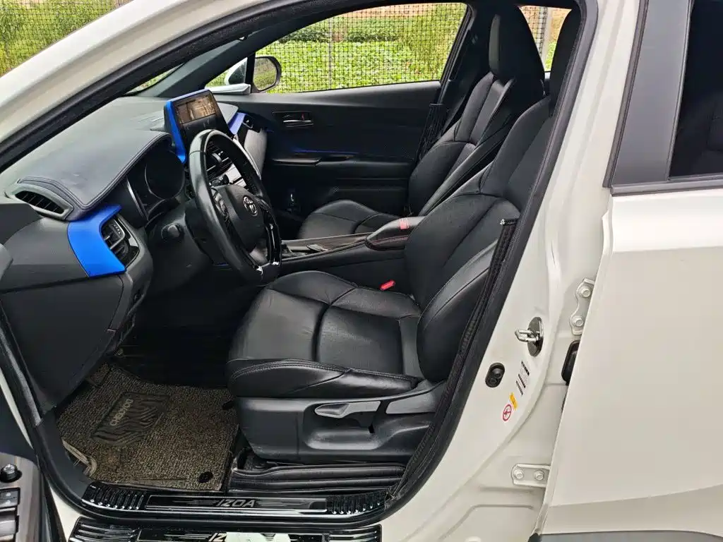 Toyota IZOA — миниатюра 16