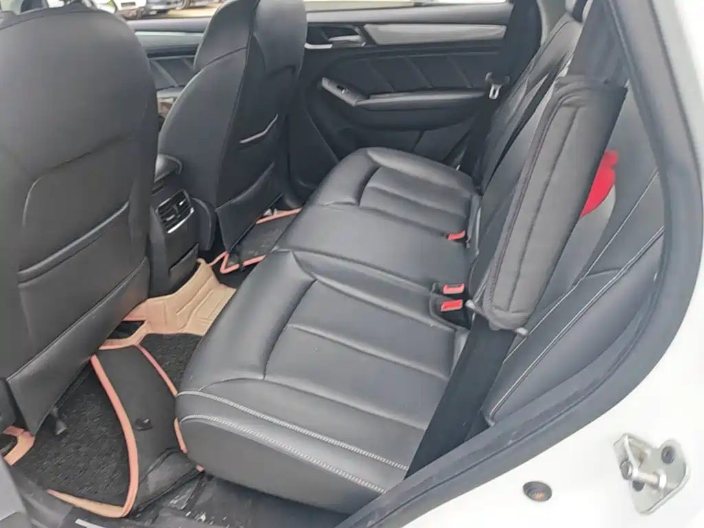Roewe RX5 — миниатюра 17