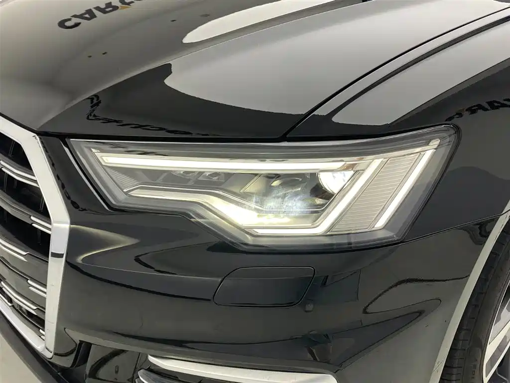 Audi A6L 2025 40 TFSI Luxury