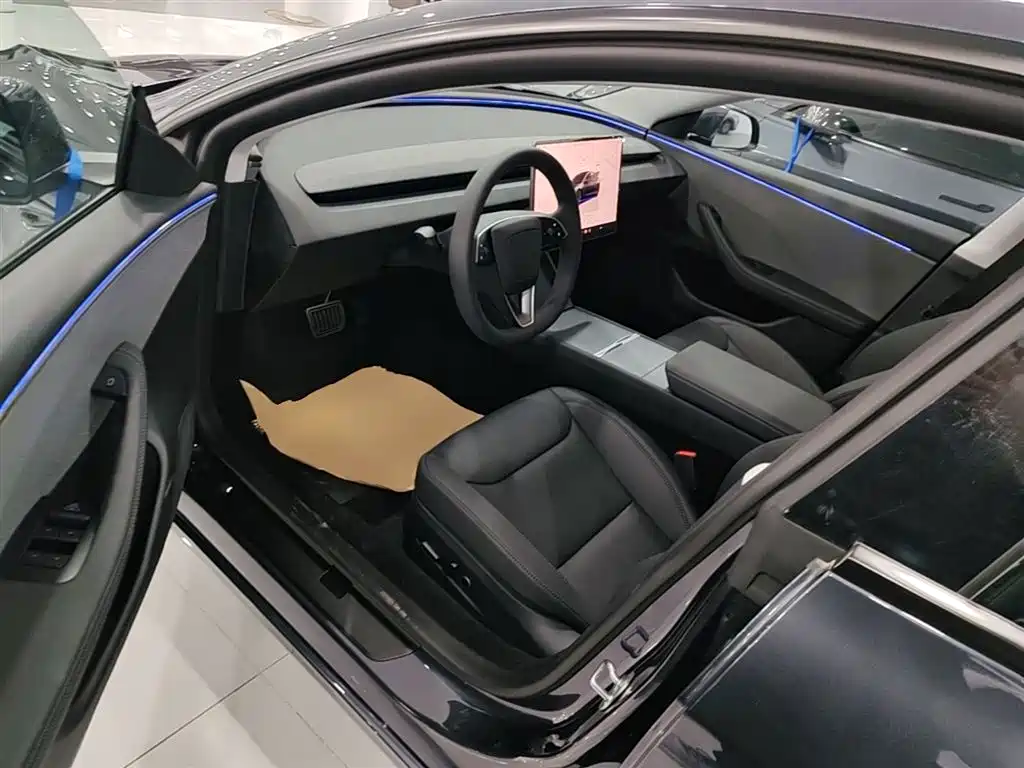 Tesla Model 3 — фотографии объявления, Фото 16