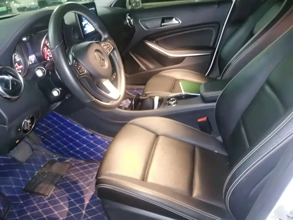 Mercedes-Benz GLA — миниатюра 8