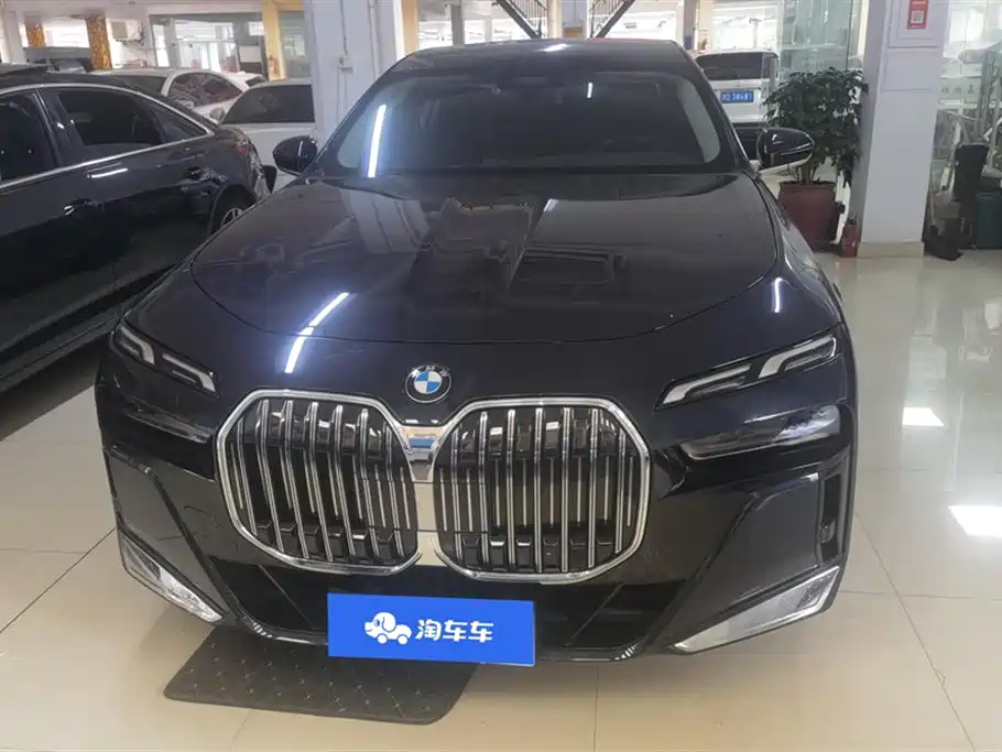 BMW 7 Series 7 2023 735Li M Sport