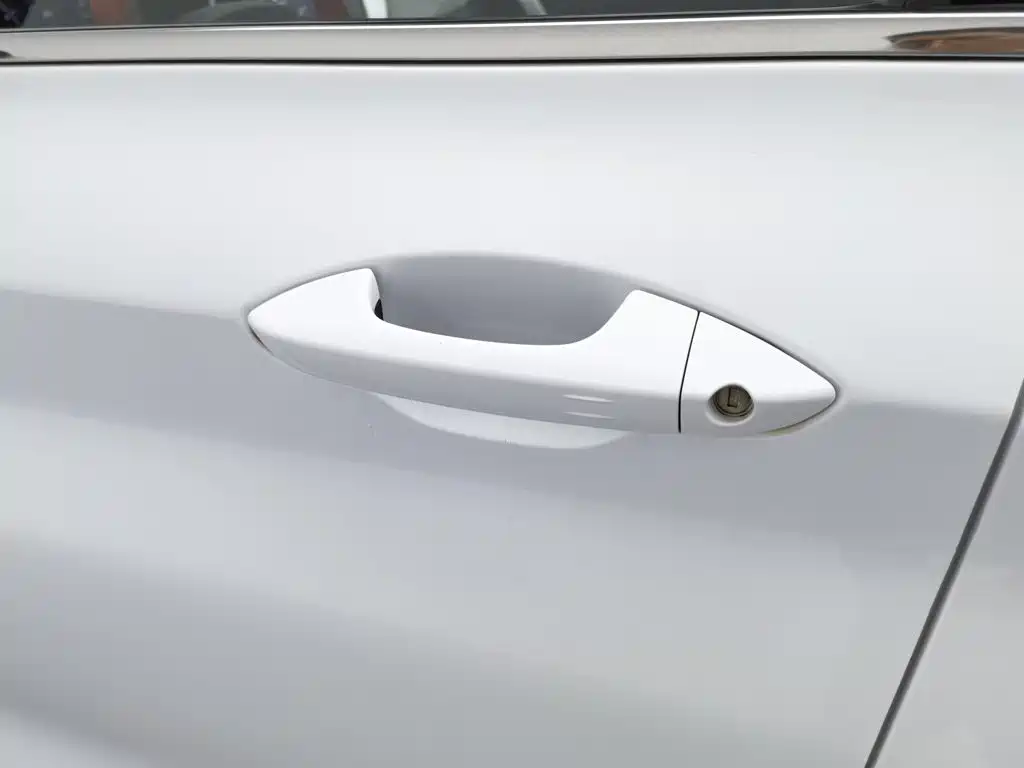 Geely Binyue — миниатюра 18