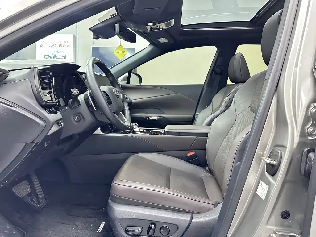 Lexus RX 2023 450h+ Enjoy