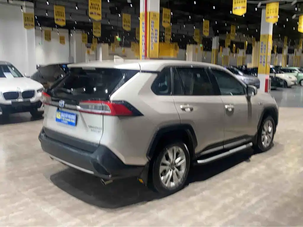 Toyota Wildlander — миниатюра 4