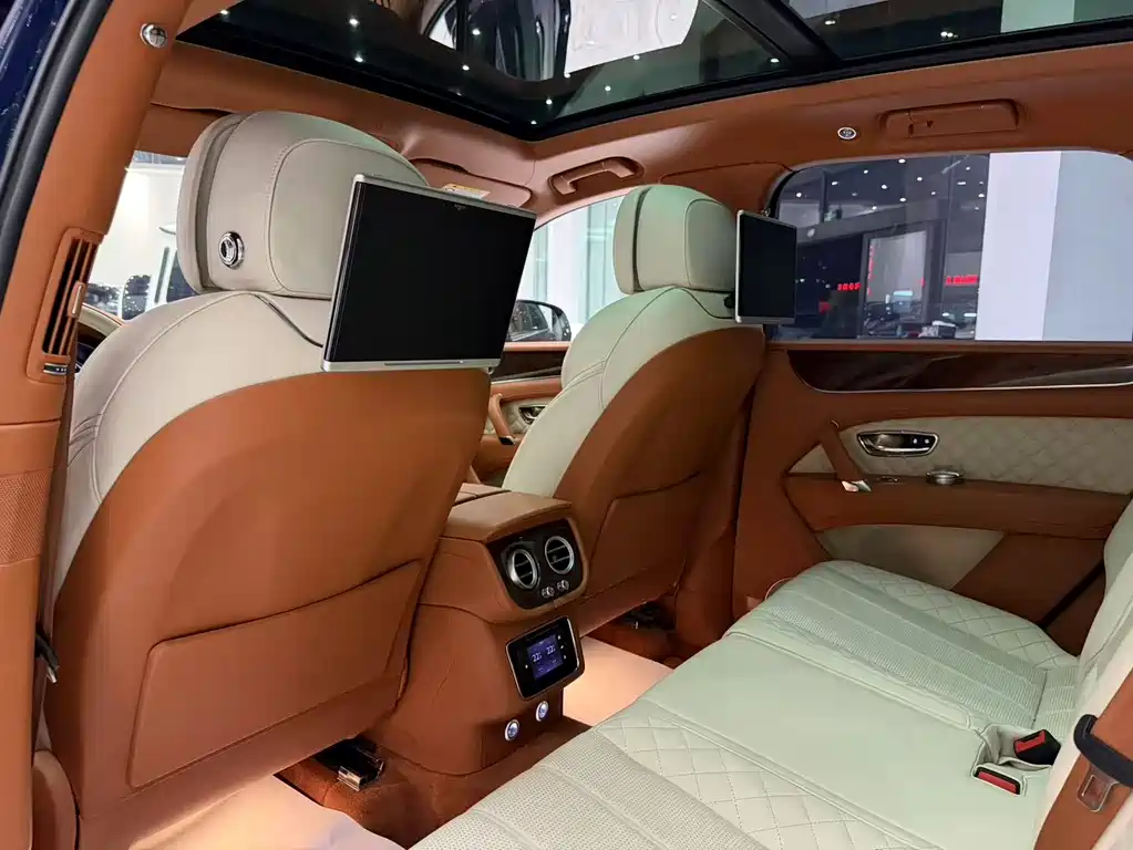 Bentley Bentayga 2016 6.0T Standard
