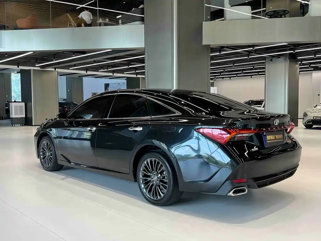 Toyota Avalon — миниатюра 4