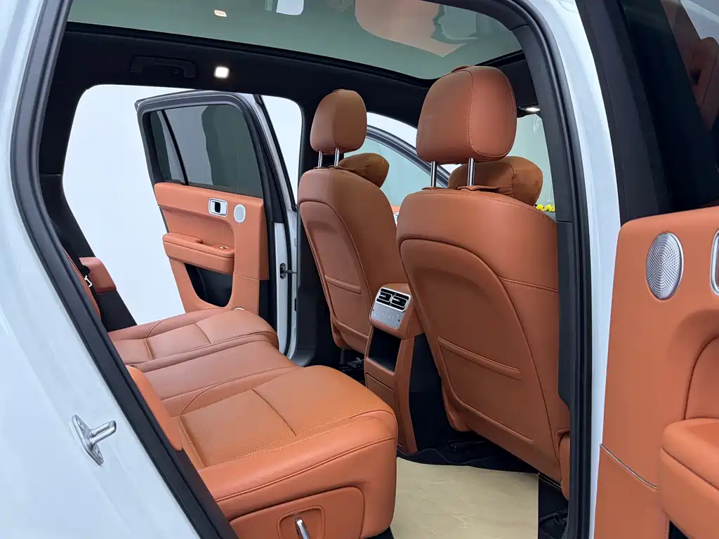 Li Auto Li L6 — миниатюра 11