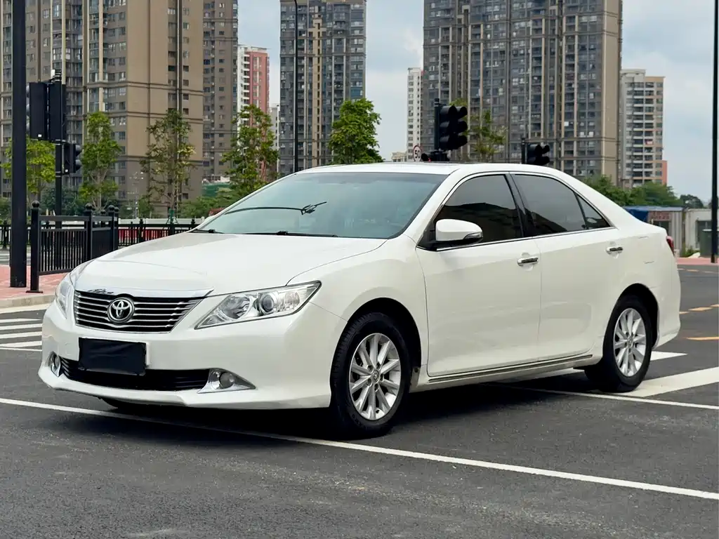 Toyota Camry 2014
