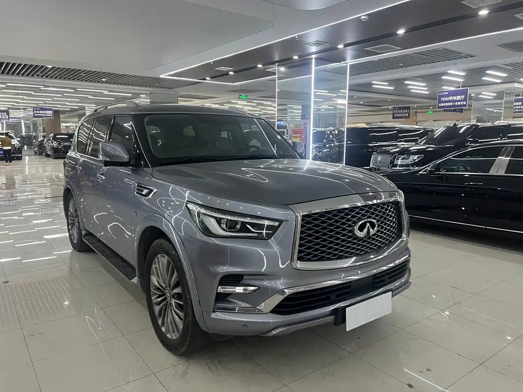 Infiniti QX80 2018 5.6L