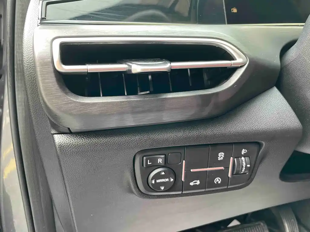 Changan Eado — миниатюра 7