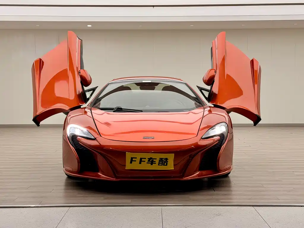 McLaren 625C 2015 3.8T Spider