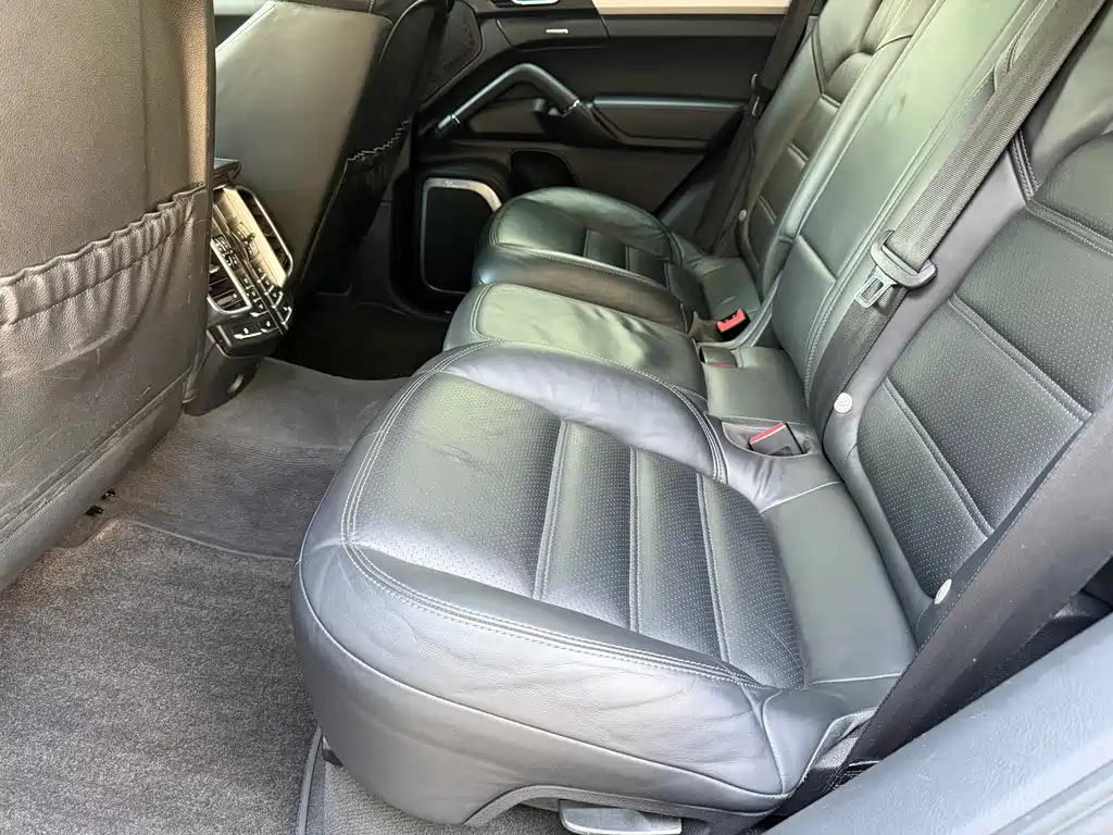 Porsche Cayenne 2011 Cayenne Turbo 4.8T