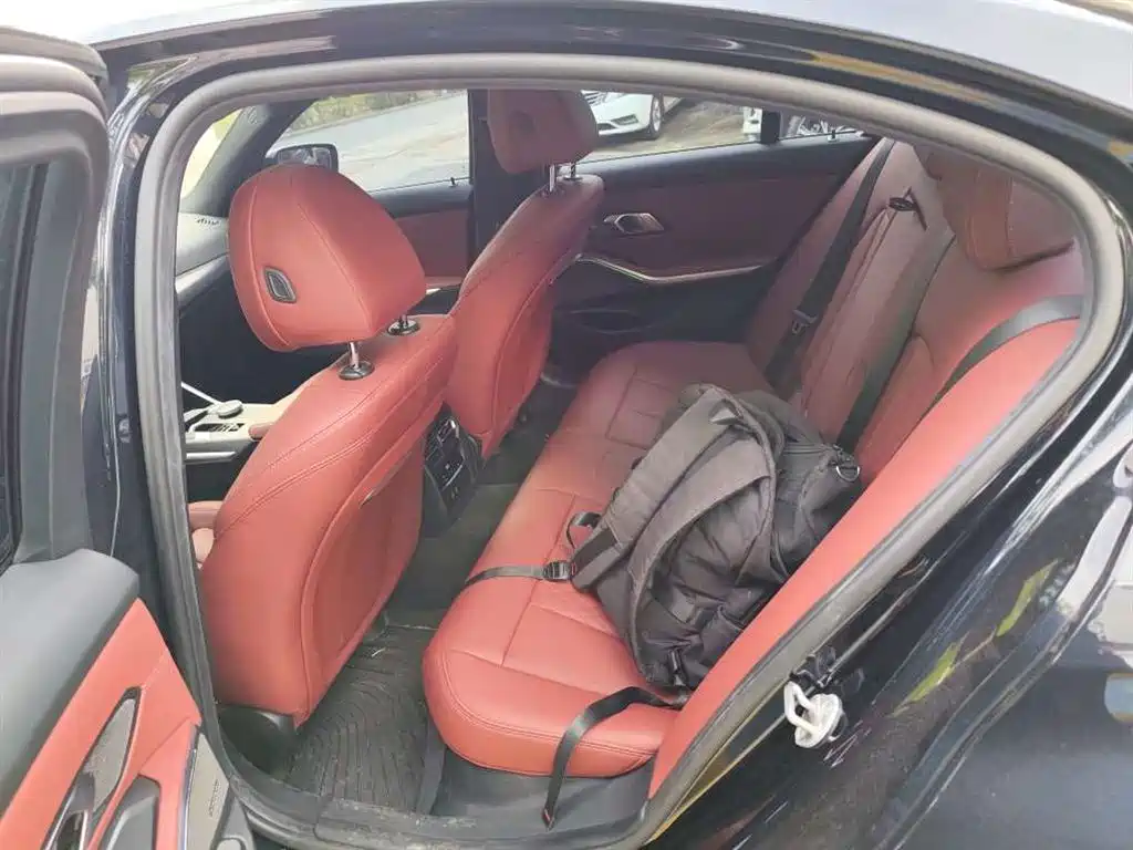 BMW 3 Series 330i M Sport Night Package, фото 7