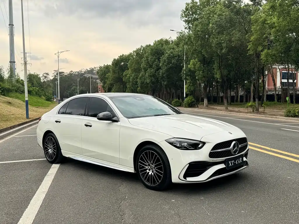 Mercedes-Benz C-Class — миниатюра 3