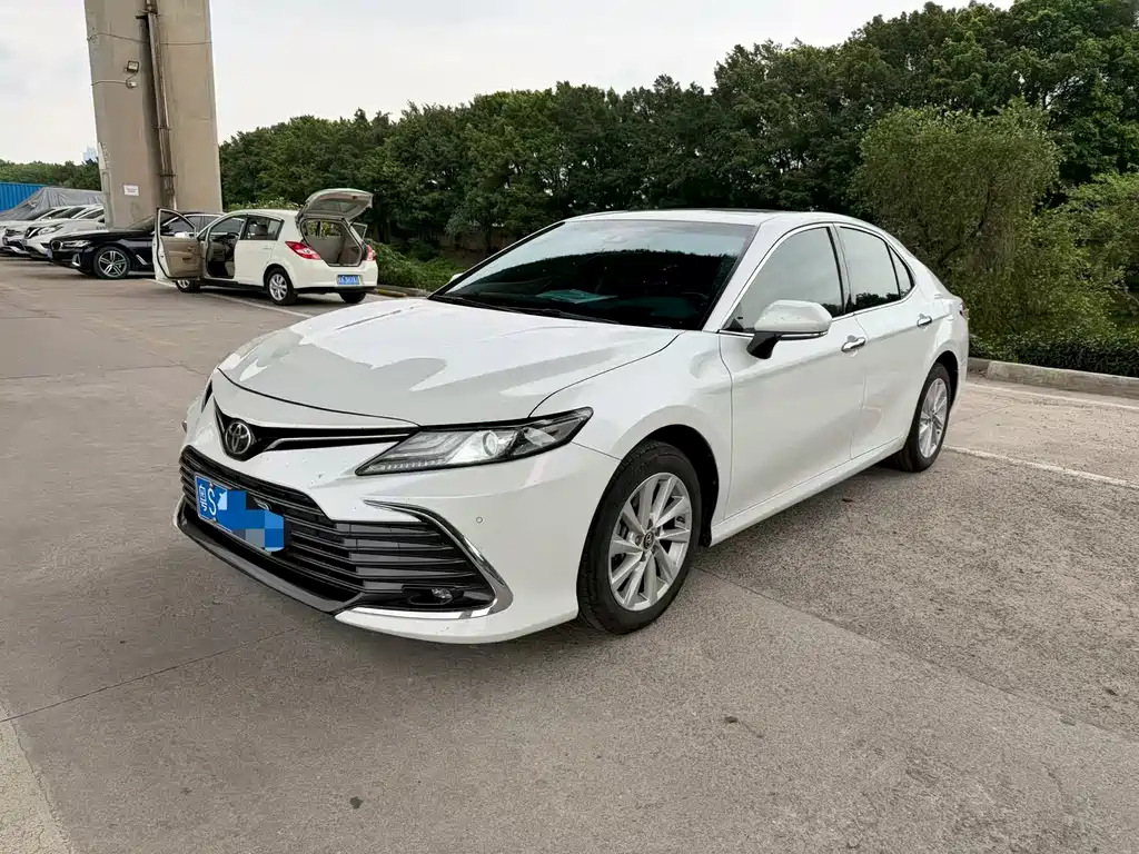 Toyota Camry 2022